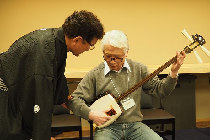 Shamisen Playing Experience - Contemporary Applications of Shamisen