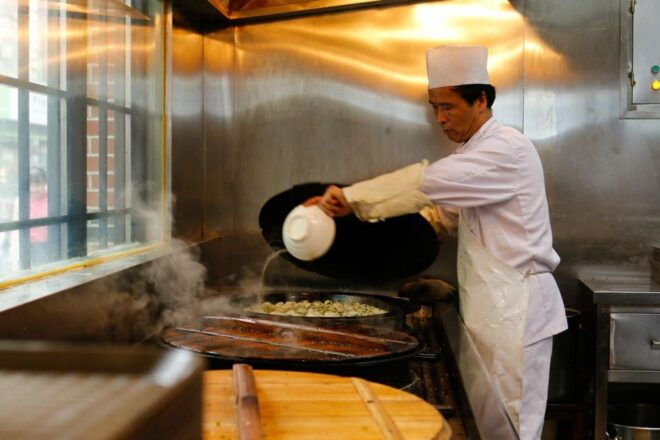 Shanghai: 3-Hour Local Food Tasting Tour - Customer Reviews