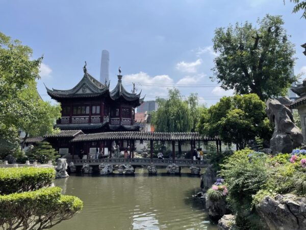 Shanghai: All-Inclusive Private Sightseeing Tour - Tour Itinerary and Transportation