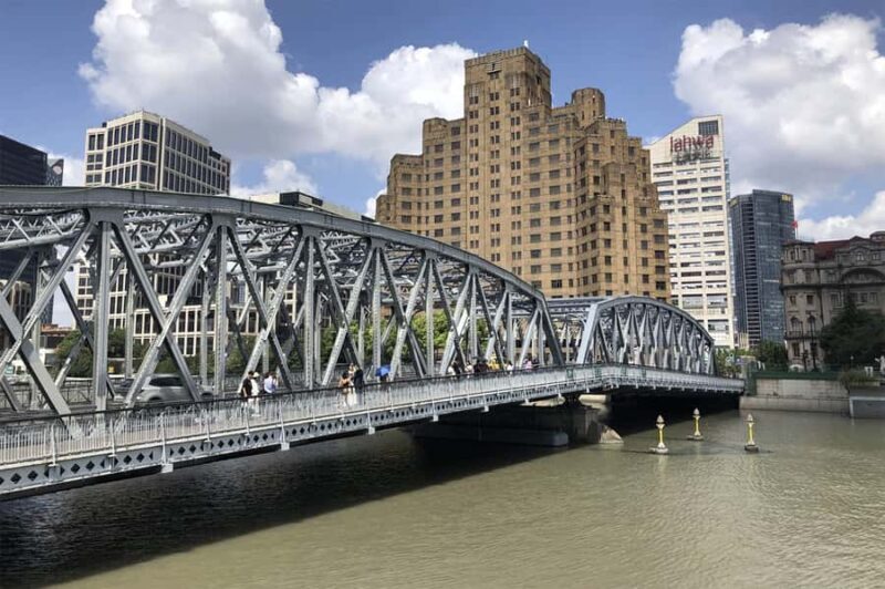 Shanghai: Art & Culture Guided tour in the French Concession & the Bund - The Iconic Bund  