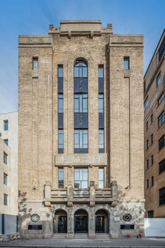 Shanghai: Art & Culture Guided tour in the French Concession & the Bund - Lunch Break and Gastronomy  