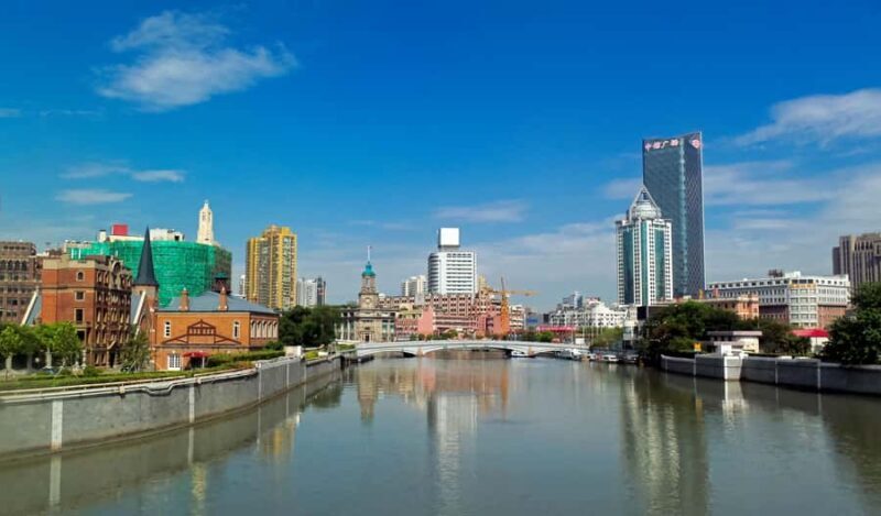 Shanghai: Art & Culture Guided tour in the French Concession & the Bund - Flexible and Customizable Experience  