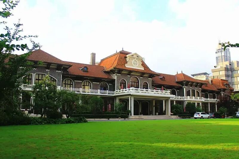 Shanghai: Art & Culture Guided tour in the French Concession & the Bund - A Deep Dive into the Itinerary