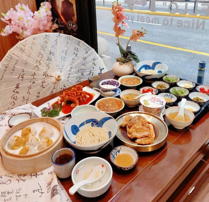 Shanghai City Lights: A Walk Through Time - The Sum Up