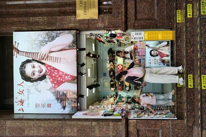 Shanghai City Walk with local History Narrator - FAQ