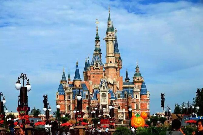 Shanghai Disneyland Resort Transfer To Pudong Airport - The Experience in Detail