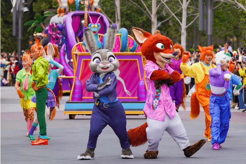 Shanghai Disneyland Ticket - Rides, shows, and the queue equation