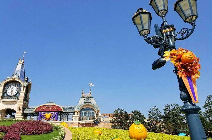 Shanghai Disneyland with Transfers Plus 2-Night Accommodation in 4-Star Hotels - Frequently Asked Questions