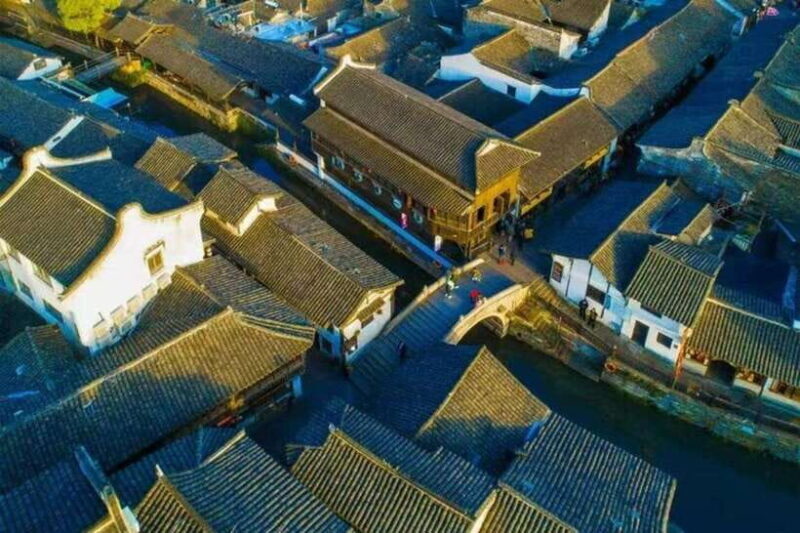 Shanghai: Foodie Tour for 6-hour Layover in Pudong WaterTown - The Value of This Tour