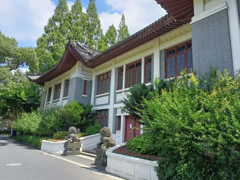 Shanghai: Fudan University Guided Campus Tour - Starting at the Main Gate