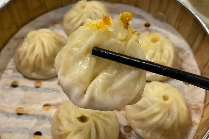 Shanghai Guide take you to eat at hidden street food restaurants. - FAQ