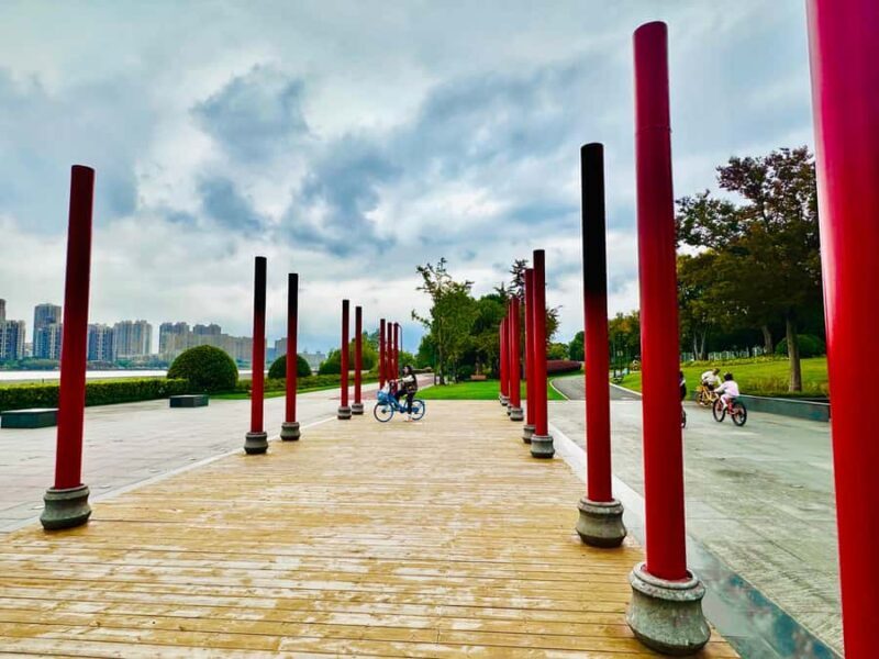 Shanghai Half-Day Bike Tour along East Bank of Huangpu River - Good To Know