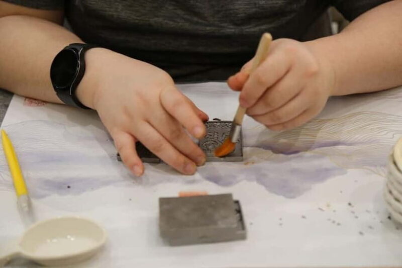 Shanghai: Hands-on Incense Tablet Making Class - The Experience Environment