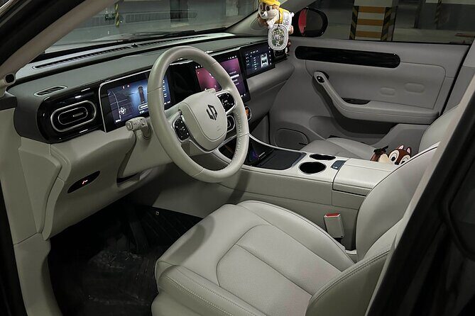 Shanghai Hongqiao Railway Station Pick Up Service - Booking and Pricing: Is It Worth It?