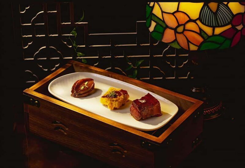 Shanghai: Immersive Republican Era Dinner Experience & Show - Location and Arrival