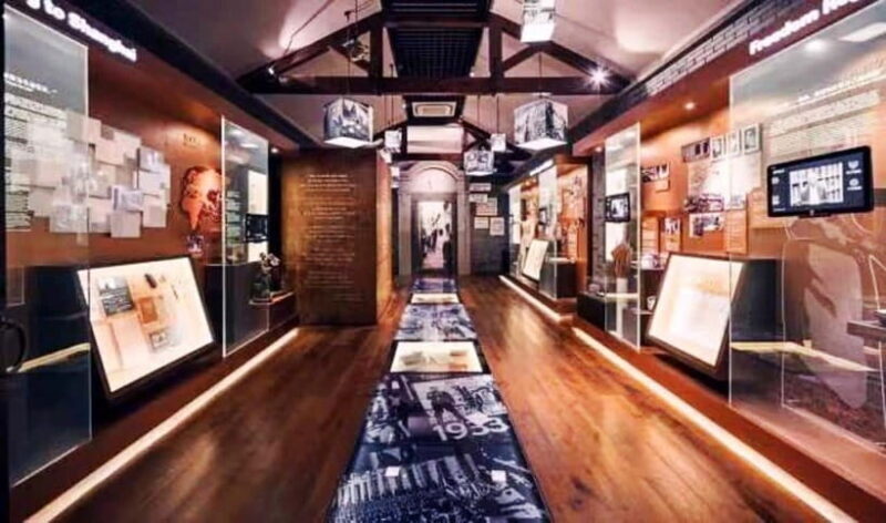 Shanghai: Jewish Ghetto and Shanghai Bund Private Tour - Transportation and Practical Details