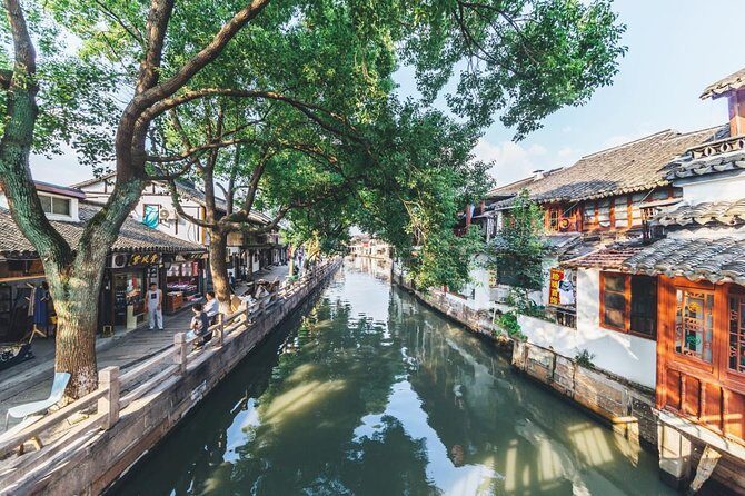 Shanghai Muslim Private Day Tour: Zhujiajiao Water Town and Huxi Mosque - Exploring the Itinerary: What You Can Expect