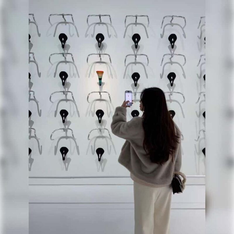 Shanghai: Night Tour from Art Museum to Huangpu River Cruise - Detailed Breakdown of the Itinerary