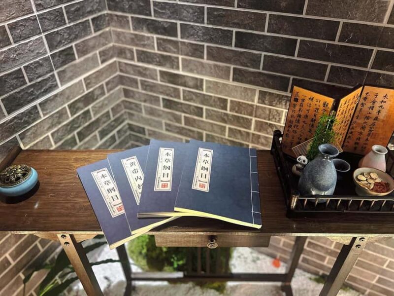 Shanghai Nightlife: Traditional Chinese Medicine Cocktails - A Closer Look at the Experience