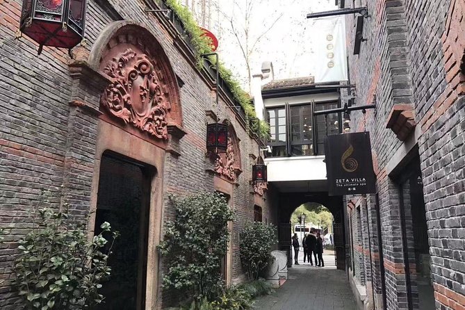 Shanghai Private Tour of Xintiandi, the Bund & Night Scenery of Qibao Old Street - Tour Highlights