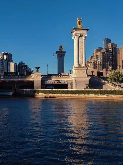 Shanghai: Private Walking Tour of Suzhou Creek & North Bund - An In-Depth Look at the Tour Itinerary