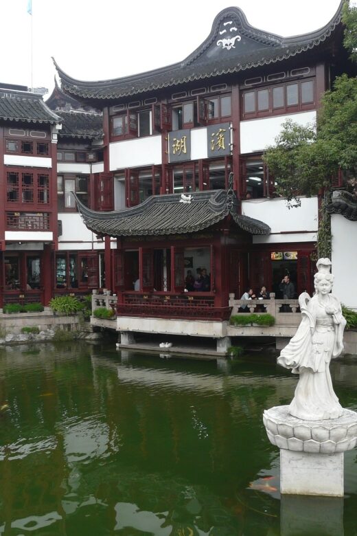 Shanghai: Private Walking Tour with a Local - Practical Tips for Your Tour