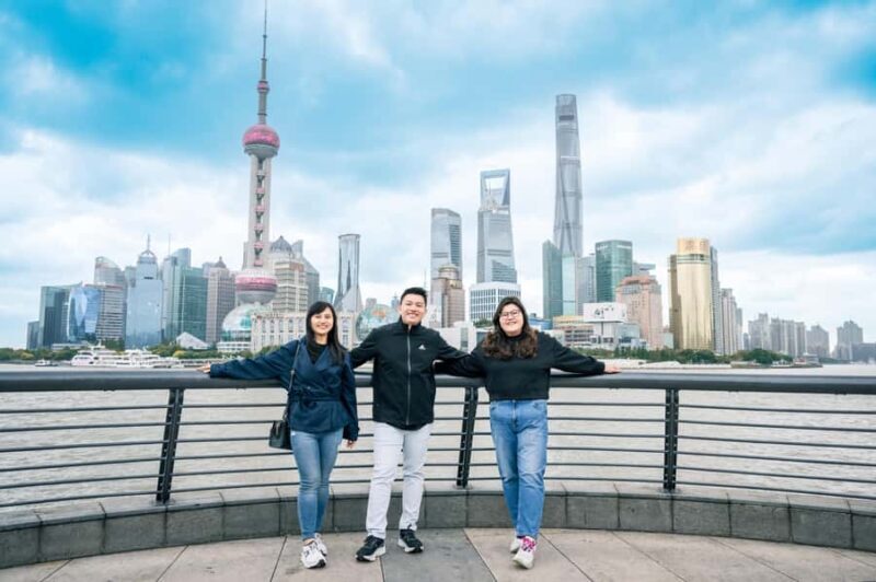 Shanghai: Professional Photoshoot Walking Tour - An In-Depth Look at the Shanghai Photoshoot Walking Tour