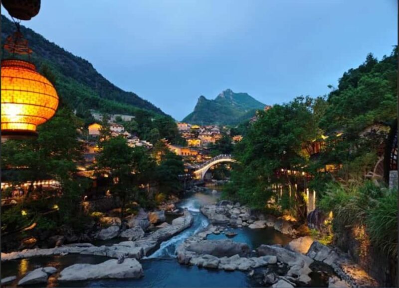 Shanghai-Shanghao Wangxian valley with bullet train tour - Who Should Consider This Tour?