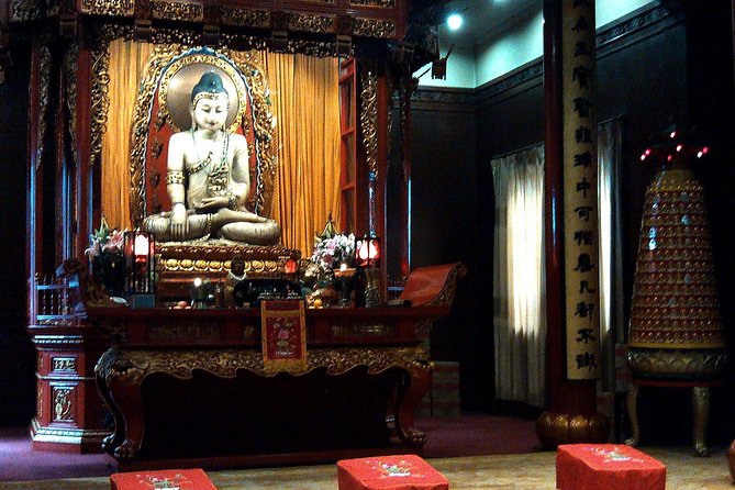 Shanghai Shore Excursion: Half-Day Private City Sightseeing Tour Including Jade Buddha Temple - Tour Highlights