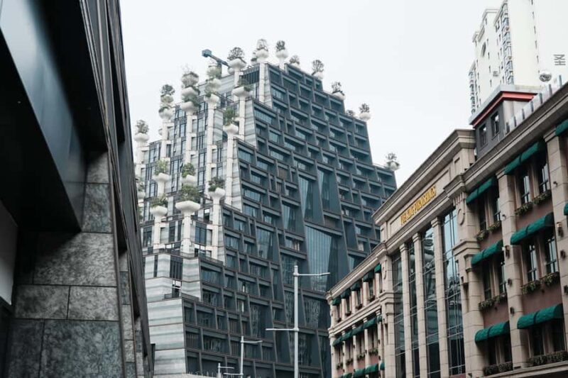 Shanghai: Suzhou Creek Industrial Heritage Walking Tour - M50 Creative Park: From Textile Factory to Art Hub