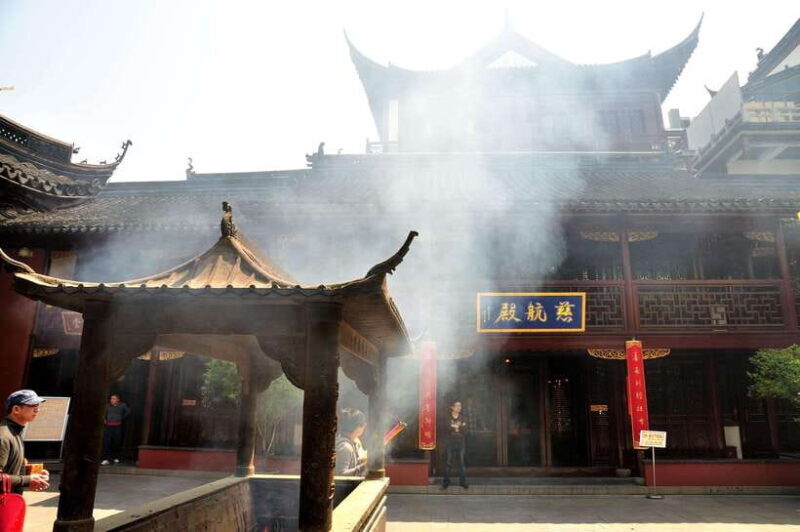 Shanghai: Top 5 Highlights All Inclusive Private Day Tour - Strolling Through History and Style: French Concession & The Bund