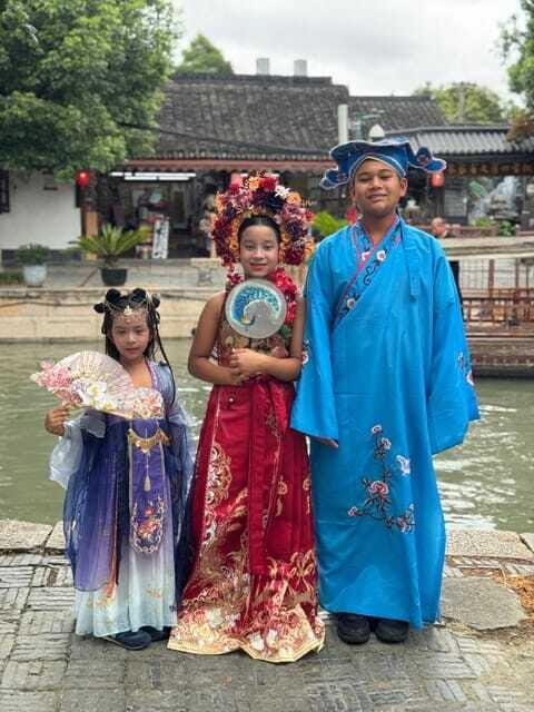 Shanghai Twilight Treasures: Old Town, Bund & Huangpu Cruise - Who Will Enjoy This Tour?