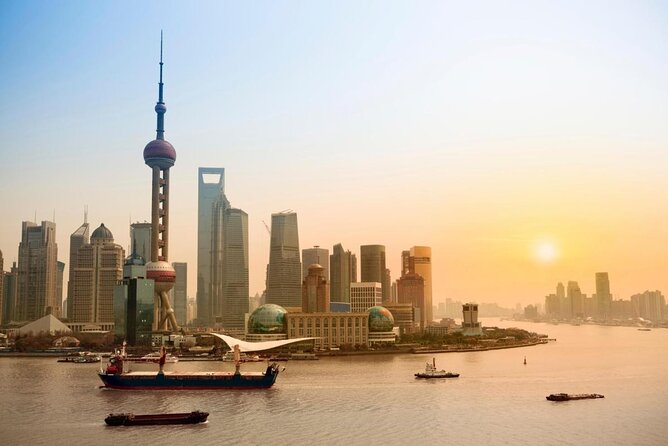 Shanghai VIP Night Cruise With Private Yacht and Dinner Option - Good To Know