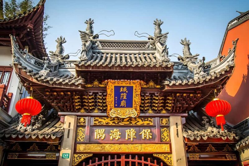 Shanghai: Yu Garden & Sihang Warehouse Guided Tour - Good To Know  