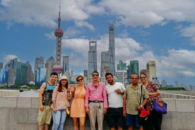 Shanghai Yu Garden, The Bund & Zhujiajao Water Town Bus Tour - A Complete Look at the Shanghai Yu Garden, The Bund & Zhujiajiao Water Town Bus Tour