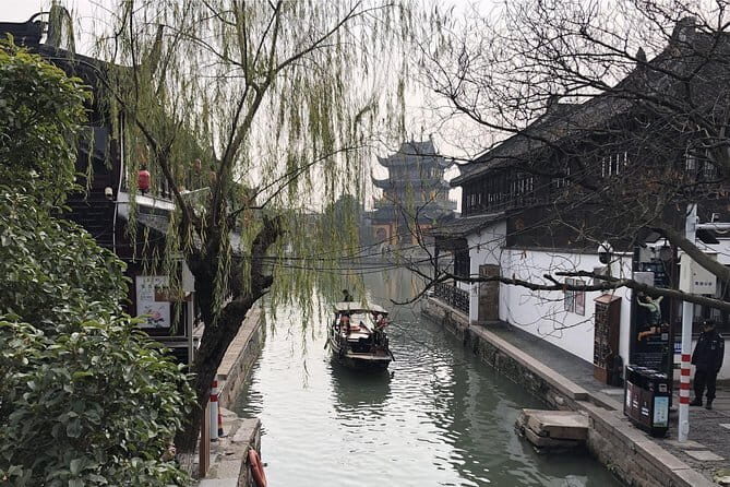 Shanghai Yu Garden, The Bund & Zhujiajao Water Town Bus Tour - Who Is This Tour Best For?
