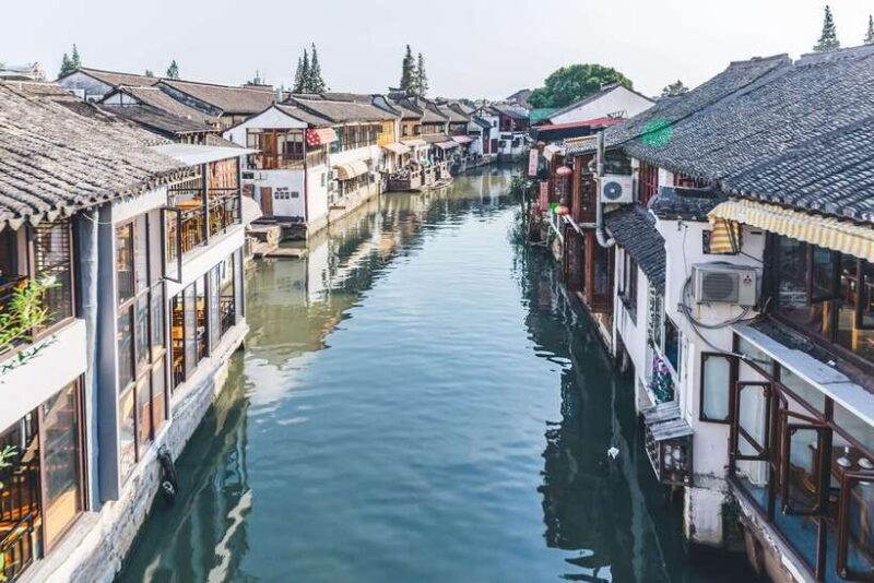 Shanghai: Zhujiajiao Water Town and City Private Day Tour - Who Should Consider This Tour?