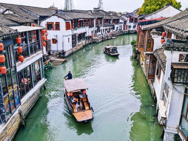 Shanghai: Zhujiajiao Water Town Private Tour with Boat Ride - Exploring Zhujiajiao: What to Expect