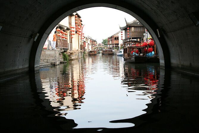 Shanghai: Zhujiajiao Water Town tour with Hanfu Photos - Frequently Asked Questions