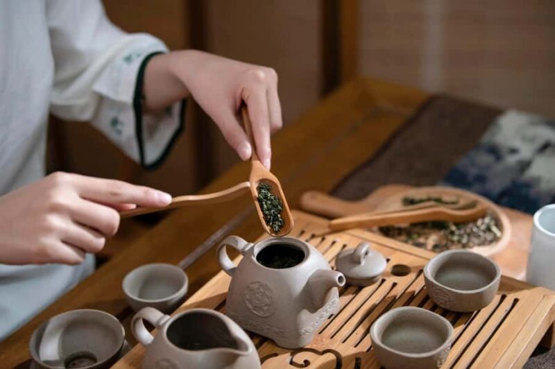 Shanghai: Zhujiajiao Water Town with Tea Ceremony Experience - Exploring Shanghai’s Charm: Zhujiajiao Water Town with Tea Ceremony Experience