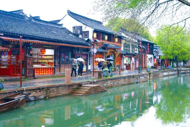 Shanghai: Zhujiajiao, Yu Garden, & Bund Day Tour - Good To Know