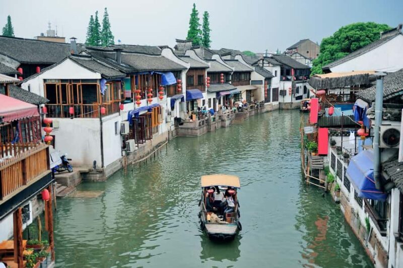 ShanghaiOld Town, Yu Garden, Zhujiajiao Water Town Bus Tour - Good To Know
