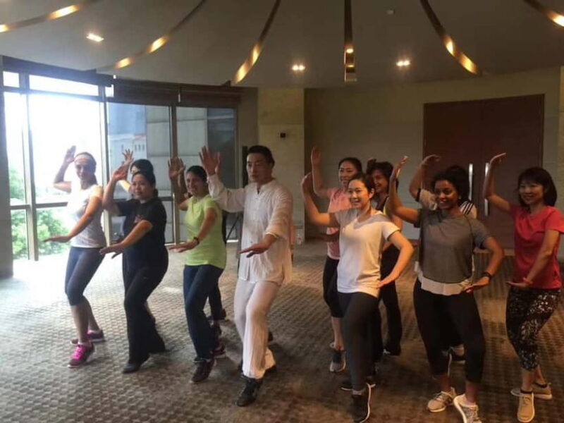 Shanghai:Wing Chun Kung Fu in Shanghai's Beautiful Park - An Authentic Martial Arts Experience in a Stunning Park