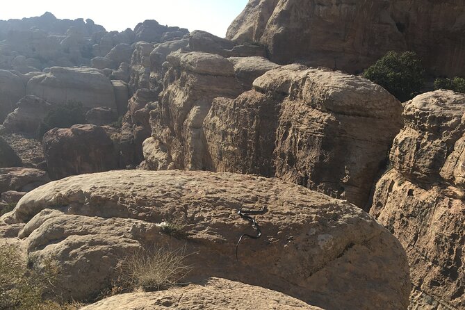 Shaq Al Reesh - Hiking Among Unique Rock Formations - Price and Booking Information