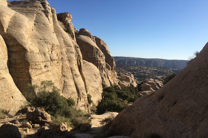 Shaq Al Reesh - Hiking Among Unique Rock Formations - Important Considerations