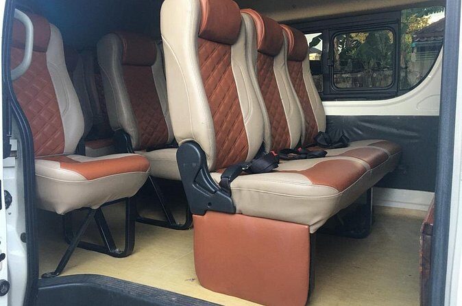 Share minivan from Vientiane to Vang vieng - The Journey: What to Expect  