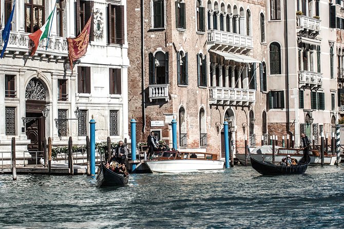 Shared Arrival Transfer: Venice Train or Bus Station to Venice Hotels - Benefits of Shared Water Taxi Transfer