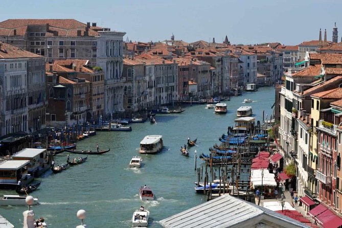 Shared Arrival Transfer: Venice Train or Bus Station to Venice Hotels - The Sum Up