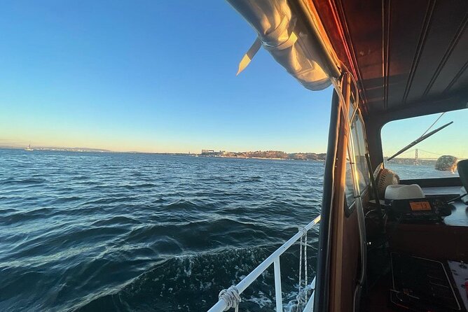 Shared Boat Trip in Porto/Douro River (2h) - Portuguese Wine and Snacks