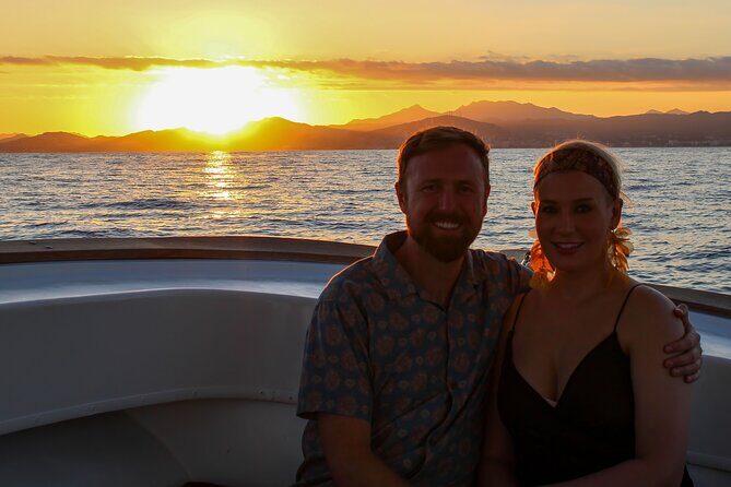 Shared Cabo Sunset Cruise with Open Bar and Scenic Views - Why This Sunset Cruise Will Appeal